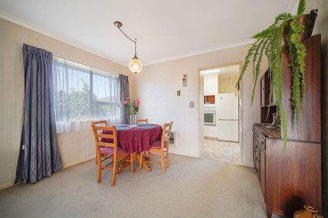 Photo of property in 1 Hedge Row, Sunnyhills, Auckland, 2010