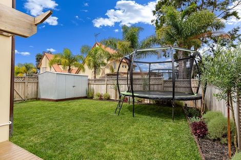 Photo of property in 2/137 Lakeside Drive, Orewa, 0931