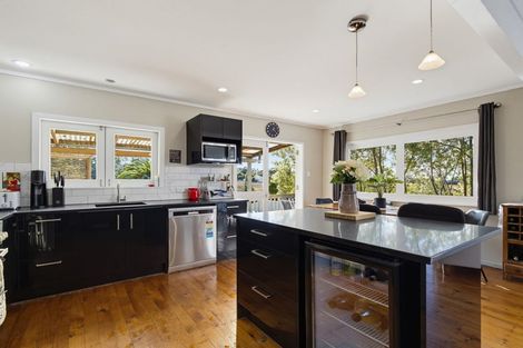 Photo of property in 29 Cedar Terrace, Stanmore Bay, Whangaparaoa, 0932