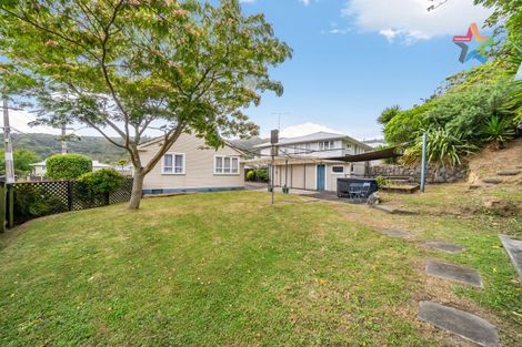 Photo of property in 1 Delaney Drive, Stokes Valley, Lower Hutt, 5019