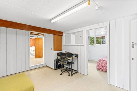 Photo of property in 255 Cambridge Street, Levin, 5510