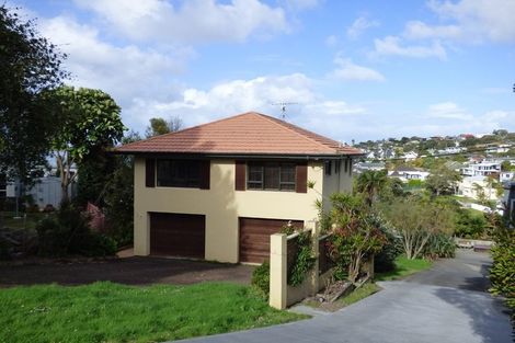 Photo of property in 2a Korotaha Terrace, Rothesay Bay, Auckland, 0630