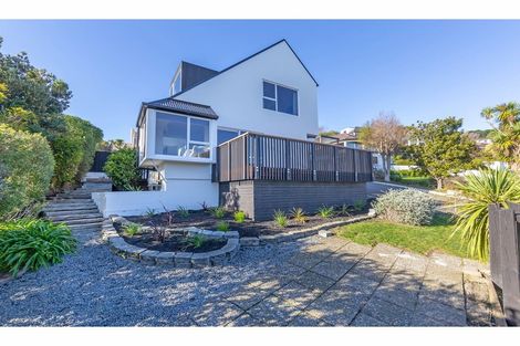 Photo of property in 87 Cannon Hill Crescent, Mount Pleasant, Christchurch, 8081