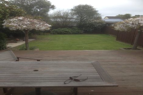 Photo of property in 13 Bateman Avenue, Bryndwr, Christchurch, 8053