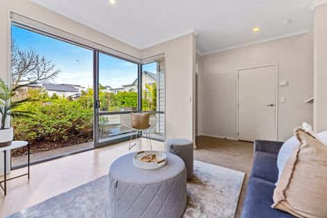 Photo of property in 4 Vincent Lane, Hobsonville, Auckland, 0616
