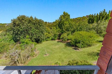 Photo of property in 14 Kotare Place, Sandspit, Warkworth, 0982