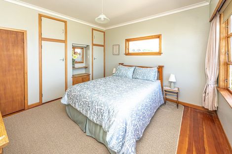 Photo of property in 4 Shakespeare Road, Bastia Hill, Whanganui, 4500