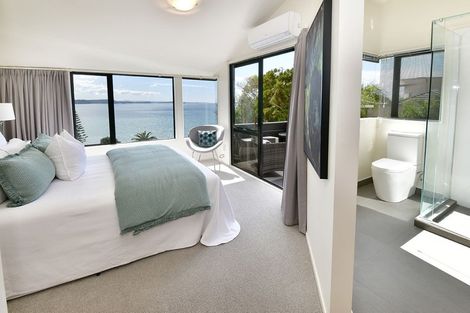 Photo of property in 17a Duncansby Road, Stanmore Bay, Whangaparaoa, 0932