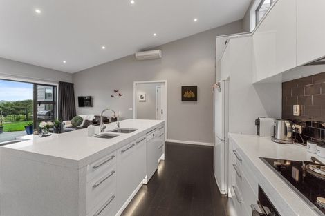 Photo of property in 13 Mo Street, Camborne, Porirua, 5026