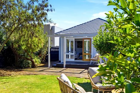 Photo of property in 114 Nayland Street, Sumner, Christchurch, 8081