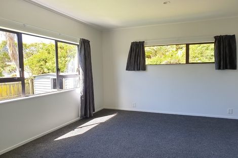 Photo of property in 56 Halberg Street, Glenfield, Auckland, 0629