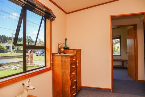 Photo of property in 49 Omapere Street, Dobson, Greymouth, 7805