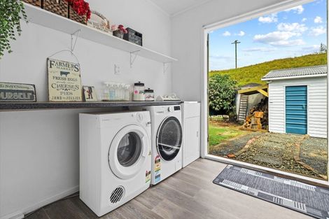 Photo of property in 7 Gribbon Road, Mahoenui, 3978