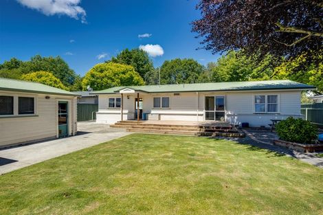 Photo of property in 906 Sylvan Road, Mayfair, Hastings, 4122