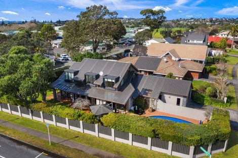 Photo of property in 1 Maygrove Drive, Orewa, 0931