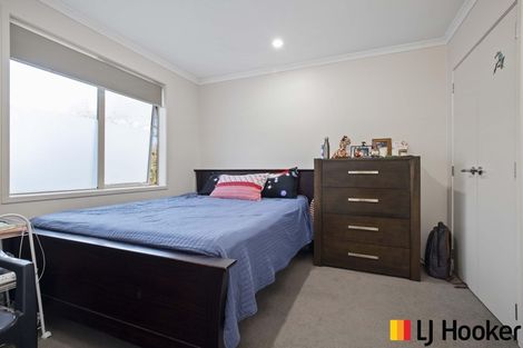 Photo of property in 13 Akeake Lane, Manurewa, Auckland, 2102