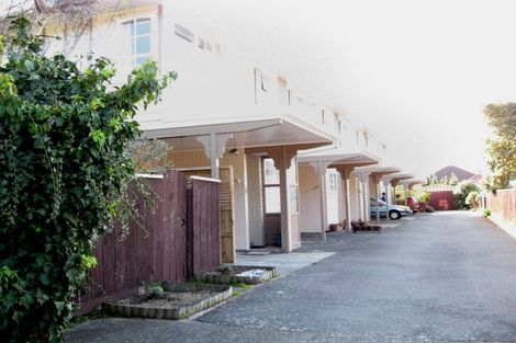 Photo of property in 4/29 Bauchop Road, Waterloo, Lower Hutt, 5011