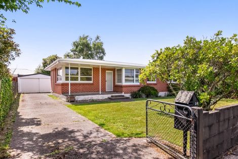 Photo of property in 28 Henry Street, Ebdentown, Upper Hutt, 5018