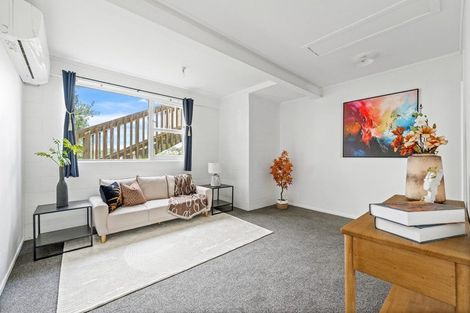Photo of property in 224 Don Buck Road, Massey, Auckland, 0614