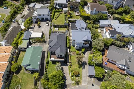 Photo of property in 201 Townsend Road, Miramar, Wellington, 6022