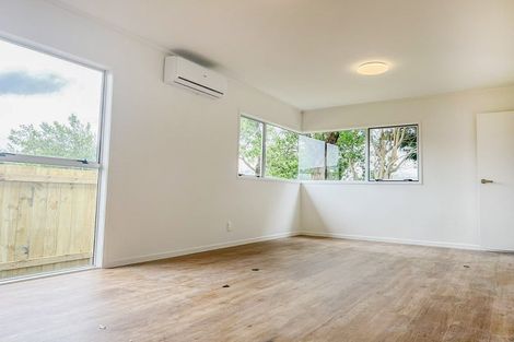 Photo of property in 26 Taharoto Road, Takapuna, Auckland, 0622