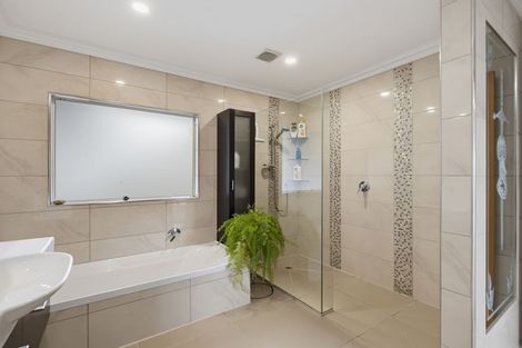 Photo of property in 254 Gorge Road, Maungaturoto, 0588