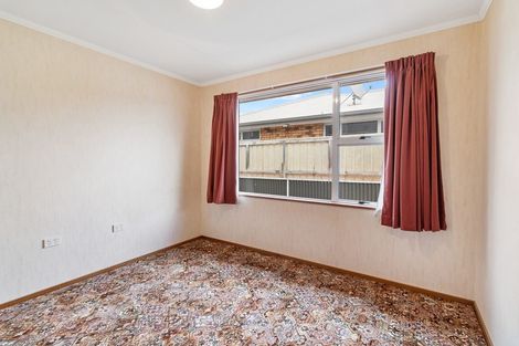 Photo of property in 19 Timaru Road, Waimate, 7924