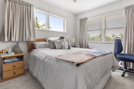 Photo of property in 9 Cardiff Street, Pukekohe, 2120