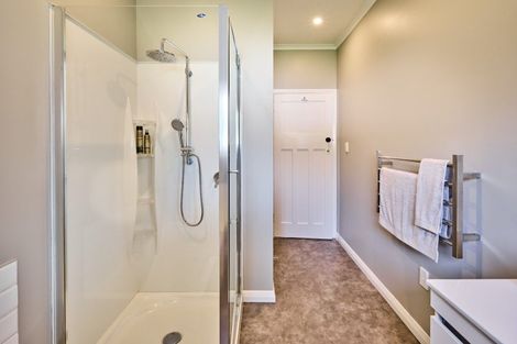 Photo of property in 7 Fairfield Avenue, Fairfield, Lower Hutt, 5011