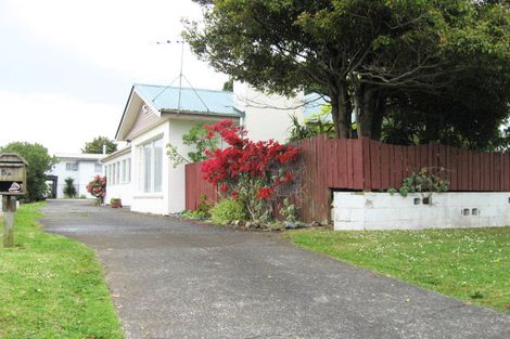 Photo of property in 1/5 Wellesley Road, Mangere Bridge, Auckland, 2022
