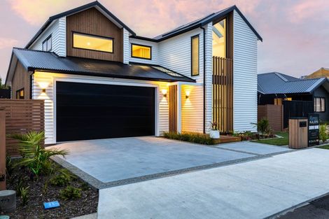 Photo of property in 7 Te Ara O Ngakeiha, Fitzroy, New Plymouth, 4312