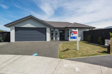 Photo of property in 15 Maple Place, Rangiora, 7400