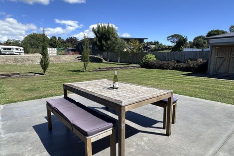 Photo of property in 17 Gordon Street, Weston, Oamaru, 9401