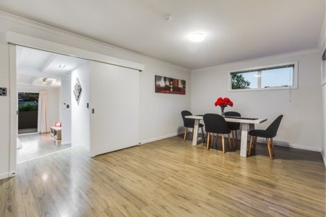 Photo of property in 7 Leo Street, Glen Eden, Auckland, 0602