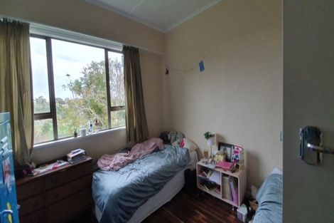 Photo of property in 28 Shakespeare Road, Bastia Hill, Whanganui, 4500