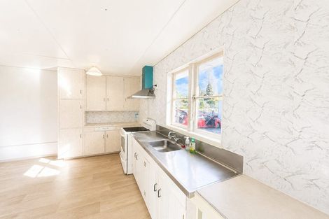 Photo of property in 57 Glendale Road, Glen Eden, Auckland, 0602