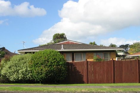 Photo of property in 1/78 Prince Regent Drive, Half Moon Bay, Auckland, 2012