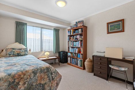 Photo of property in 69 Gravatt Road, Papamoa Beach, Papamoa, 3118