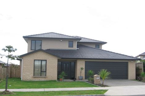 Photo of property in 64 Cyril French Drive, Flat Bush, Auckland, 2016