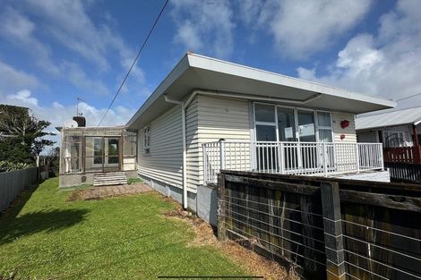 Photo of property in 34 Watene Crescent, Waitara, 4320