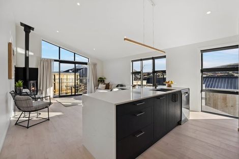 Photo of property in 47 Shepherd Road, Jacks Point, Queenstown, 9371