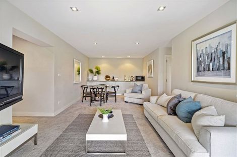 Photo of property in 13d Tarata Court, Redvale, Albany, 0792