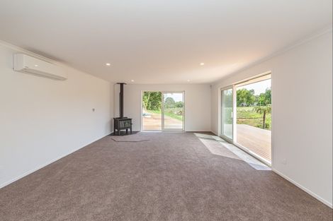 Photo of property in 27 Railway Terrace, Ohau, Levin, 5570