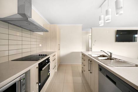 Photo of property in 2/6 Garrick Place, Beerescourt, Hamilton, 3200