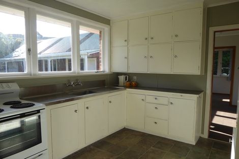 Photo of property in 17 Gill Crescent, Blockhouse Bay, Auckland, 0600