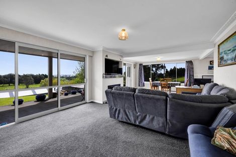 Photo of property in 200 Paraite Road, Paraite, New Plymouth, 4373