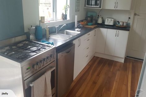 Photo of property in 22 Philson Terrace, Browns Bay, Auckland, 0630