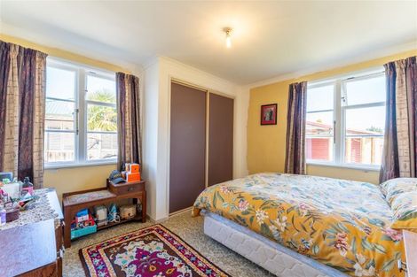 Photo of property in 17 Neal Street, Temuka, 7920