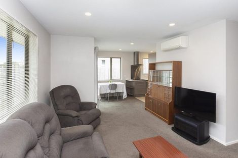 Photo of property in 2/67 Marshland Road, Shirley, Christchurch, 8061