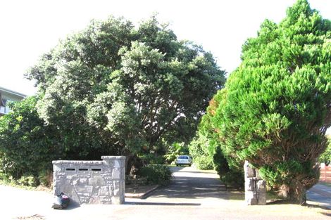 Photo of property in 3/14 Frieston Road, Milford, Auckland, 0620